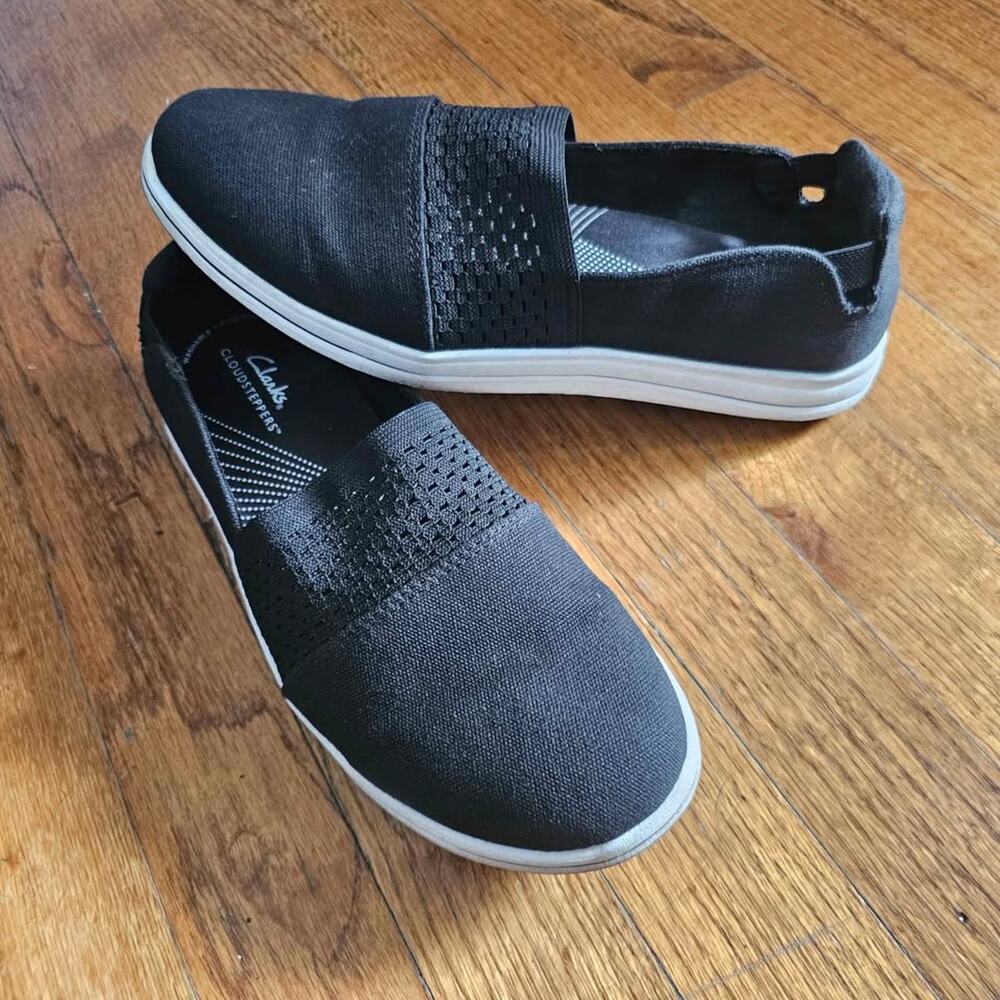 Clarks Cloudsteppers Black Slip-On Shoes Women's US 8 wide